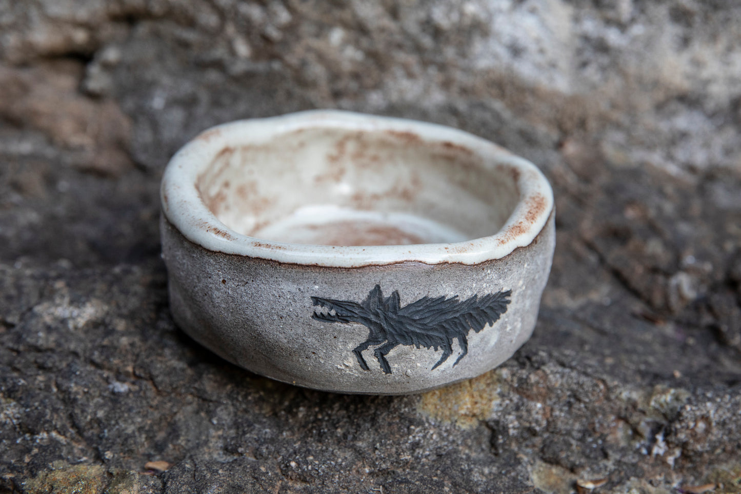 Ceramic handmade pet bowl 300 ml. Dog bowl. Cat bowl. One of a kind. Rustic, earthy, natural, vegan