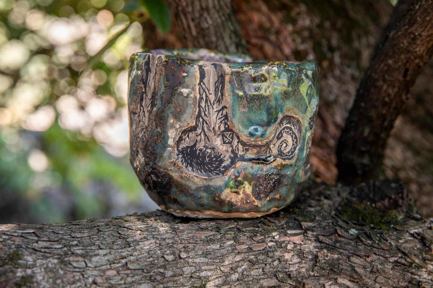Beautiful ceramic flower planter with hedgehog, wolf, marmot, snake, hare, one of a kind. Cup.