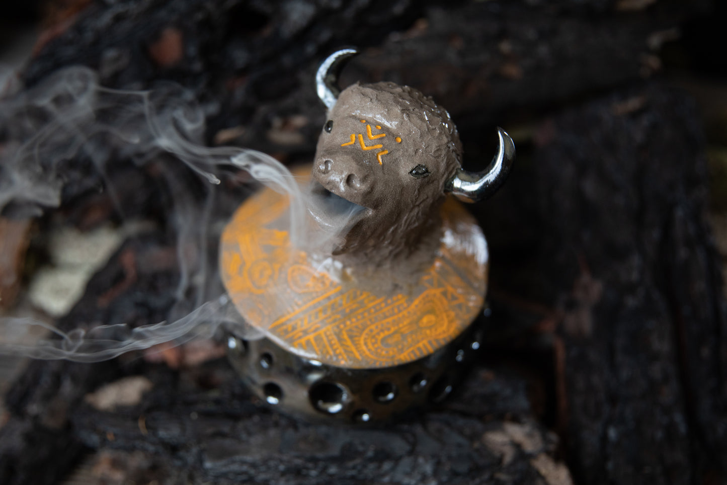 Bison incense ceramic burner