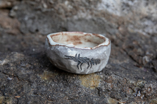 Ceramic handmade pet bowl 100 ml. Dog bowl. Cat bowl. One of a kind. Rustic, earthy, natural, vegan