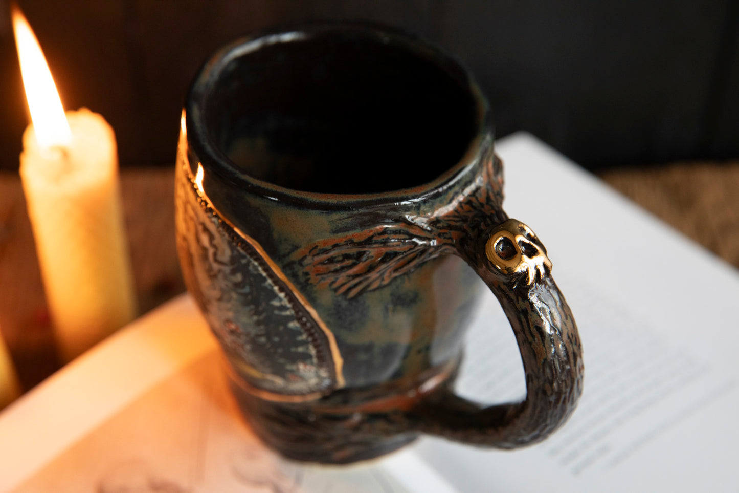 Baba Yaga ceramic mug with scull in real gold. Magic forest mug. Pottery. Witch, cabin, hut, pottery