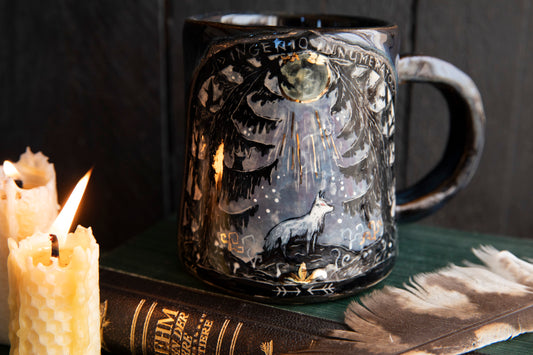 Beautiful meaningful mug with white wolf